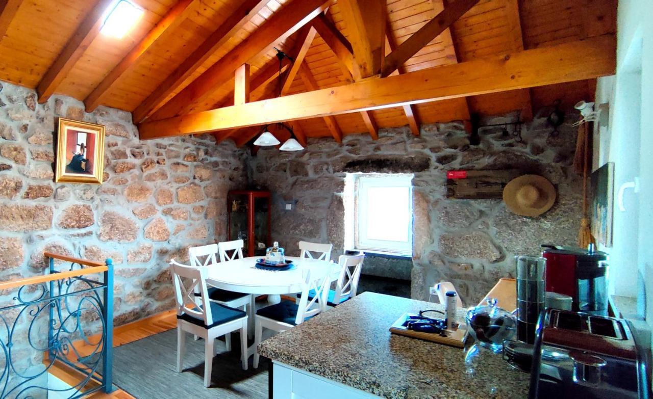Casa Rural D 'Avo - Sossego Do Campo - 5 Adultos Alhais Exterior photo
